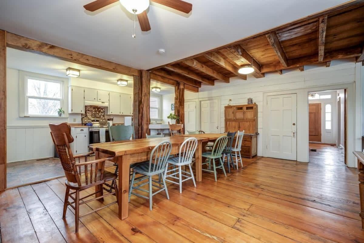 The Marigold Pec Family Farmhouse Country Escape West Lake Exterior photo